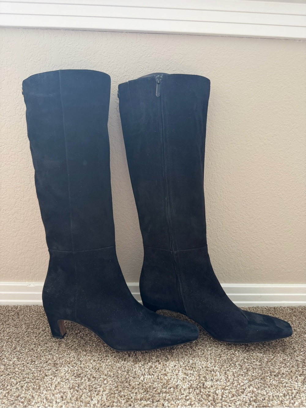 Beautiful Sam Edelman Suede square toe boots